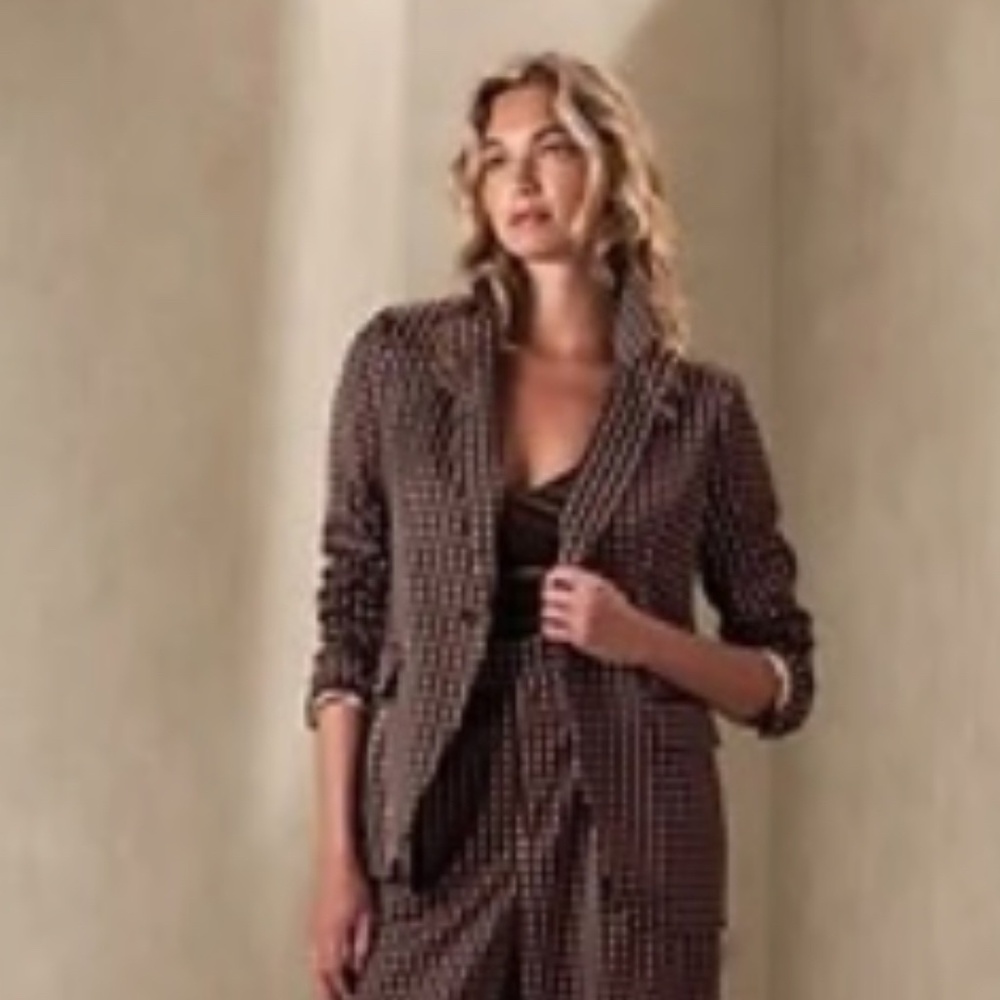 BR NWT Satin Blazer Size 12